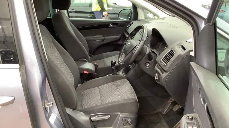 SEAT ALHAMBRA