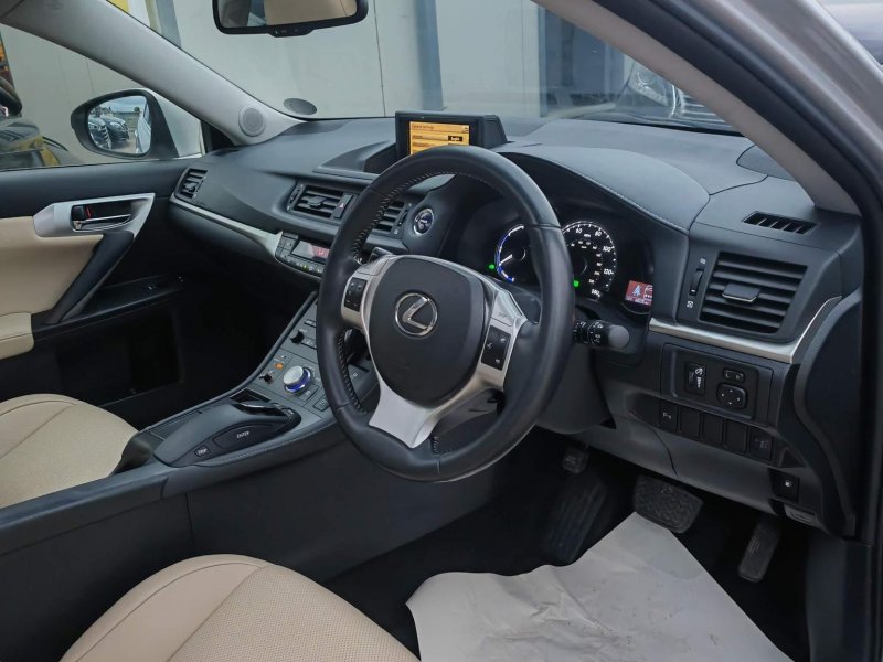 LEXUS CT