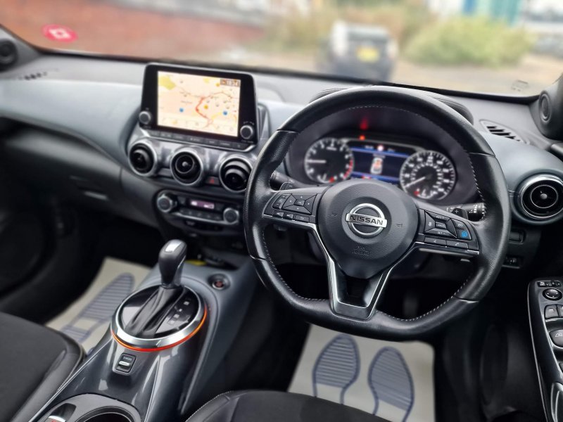 NISSAN JUKE