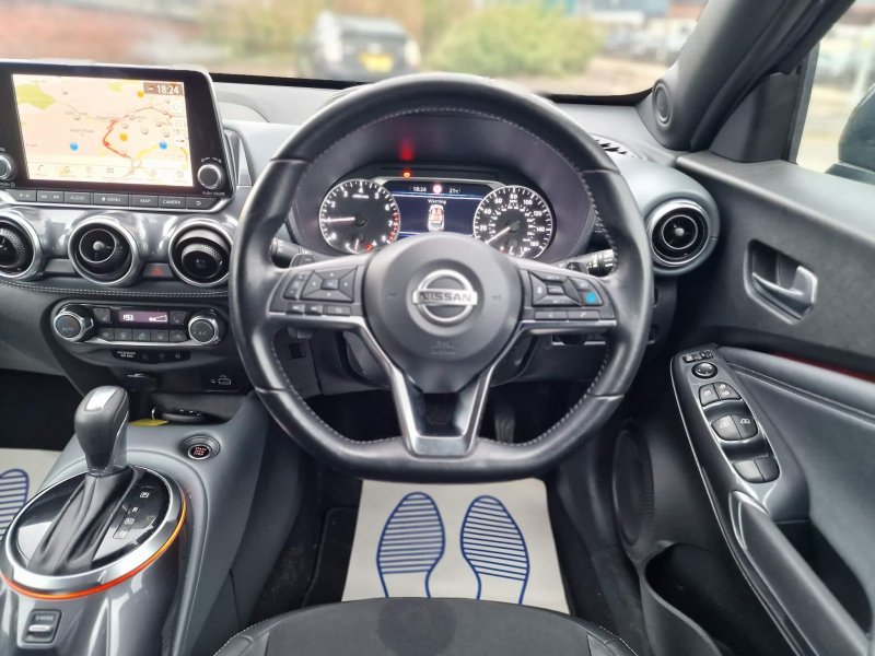 NISSAN JUKE