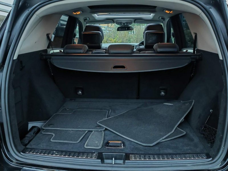 MERCEDES-BENZ M CLASS
