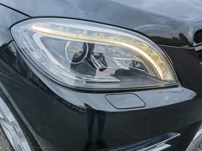 MERCEDES-BENZ M CLASS