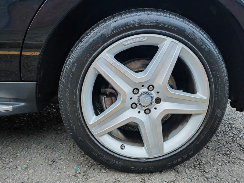 MERCEDES-BENZ M CLASS