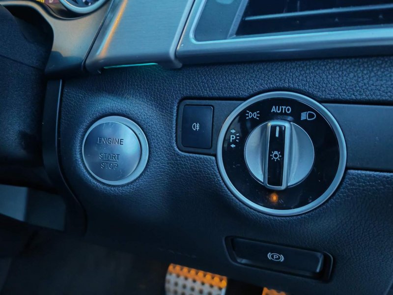 MERCEDES-BENZ M CLASS