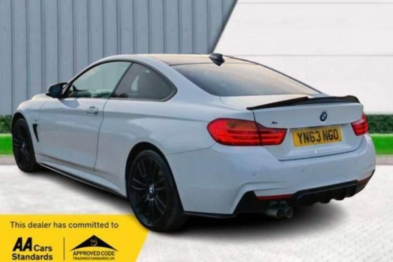 BMW 4 SERIES