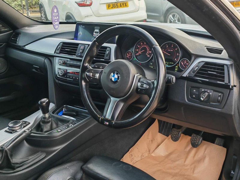 BMW 4 SERIES