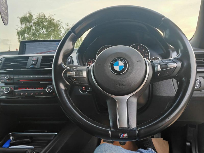 BMW 4 SERIES
