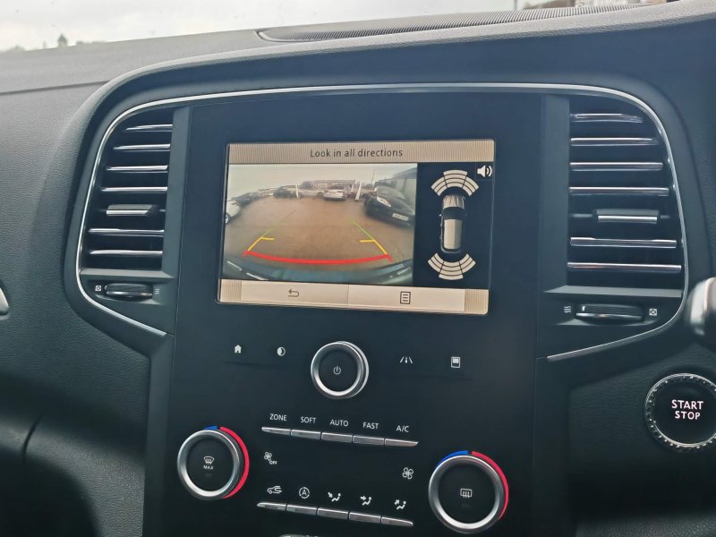 RENAULT MEGANE