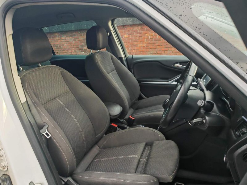 VAUXHALL ZAFIRA TOURER