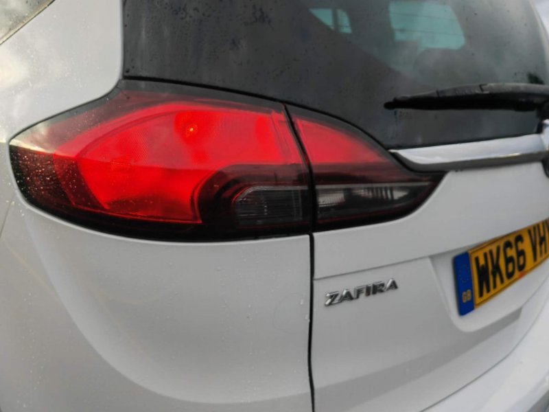 VAUXHALL ZAFIRA TOURER