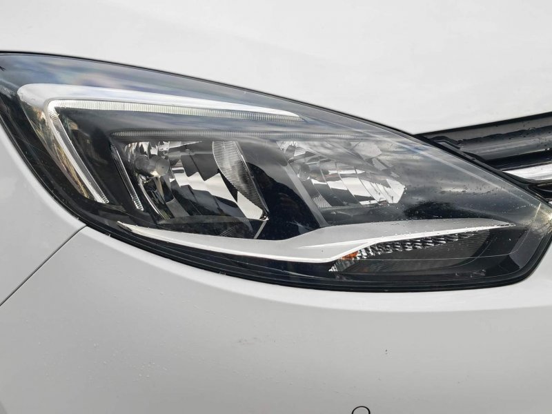 VAUXHALL ZAFIRA TOURER