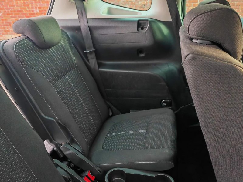 VAUXHALL ZAFIRA TOURER