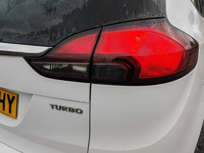 VAUXHALL ZAFIRA TOURER