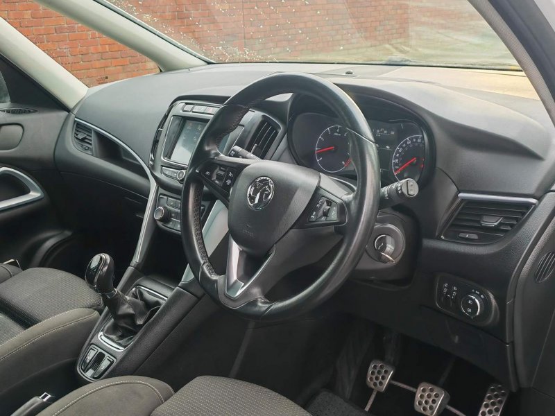VAUXHALL ZAFIRA TOURER