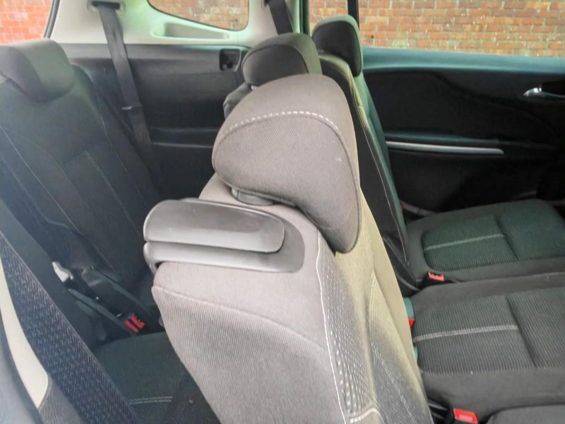 VAUXHALL ZAFIRA TOURER