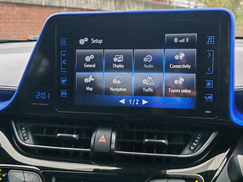 TOYOTA C-HR