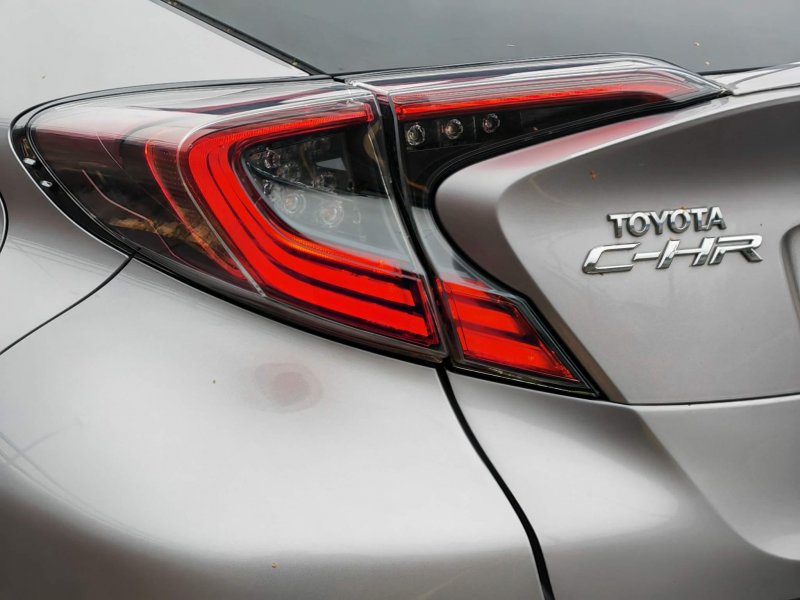 TOYOTA C-HR