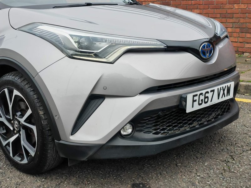 TOYOTA C-HR