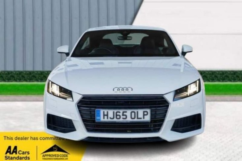 AUDI TT