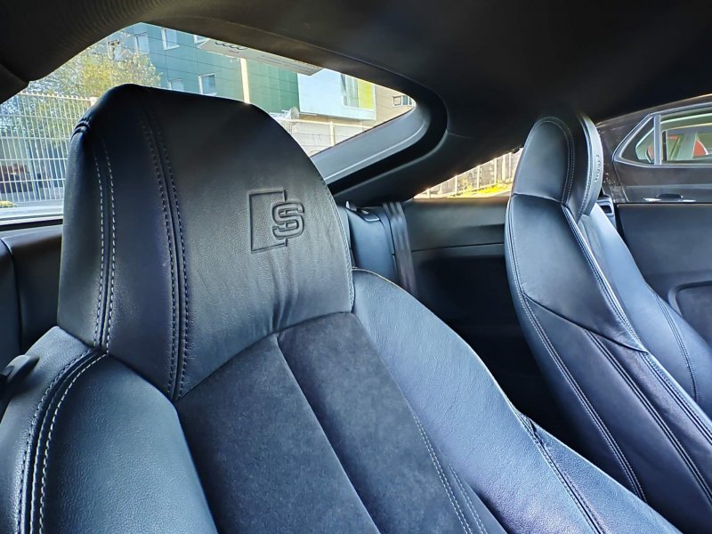 AUDI TT