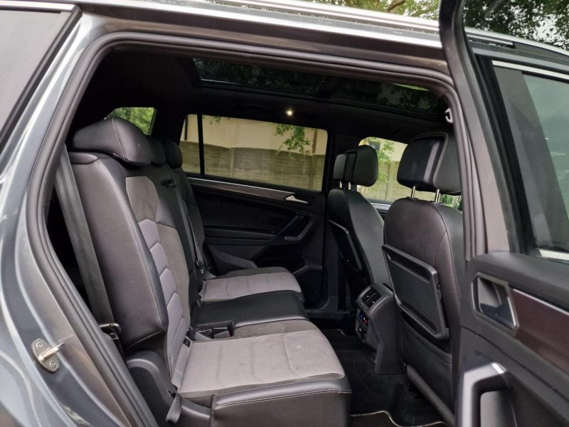 VOLKSWAGEN TIGUAN ALLSPACE