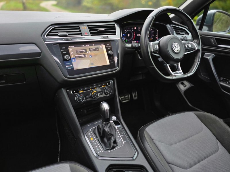 VOLKSWAGEN TIGUAN ALLSPACE