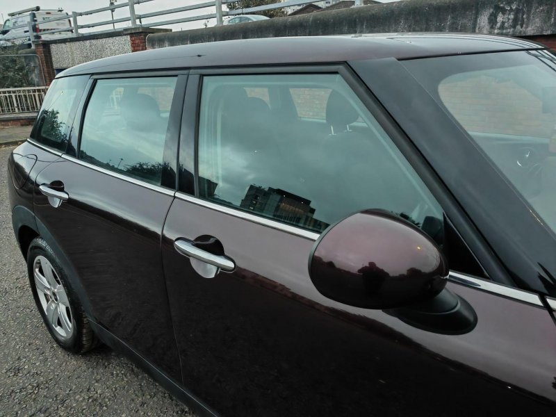 MINI CLUBMAN