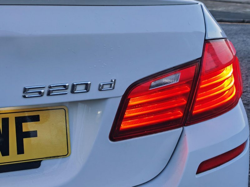 BMW 5 SERIES