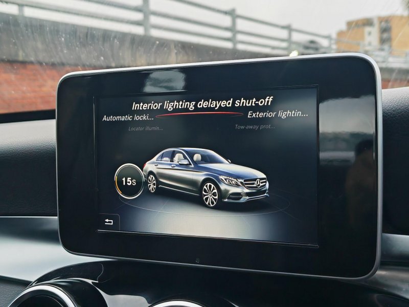 MERCEDES-BENZ C CLASS