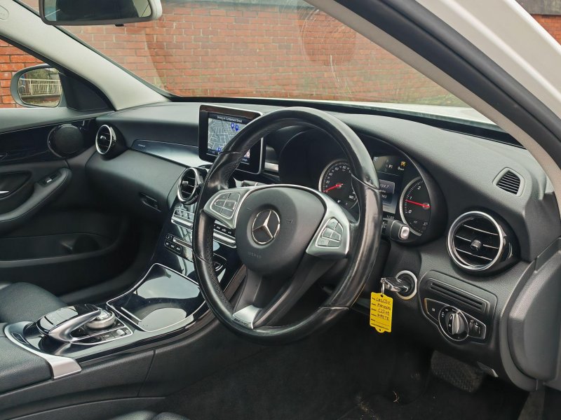 MERCEDES-BENZ C CLASS