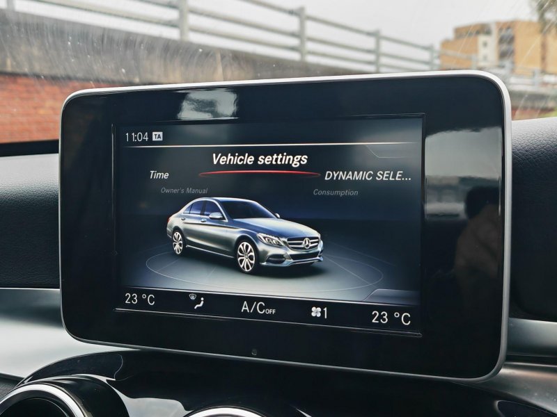 MERCEDES-BENZ C CLASS