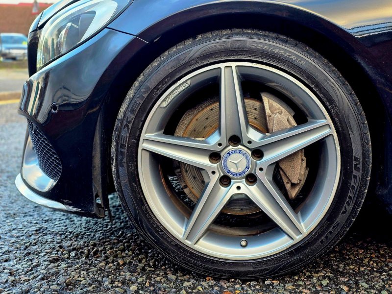 MERCEDES-BENZ C CLASS