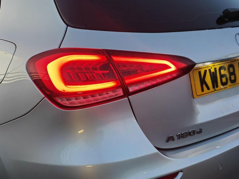MERCEDES-BENZ A CLASS