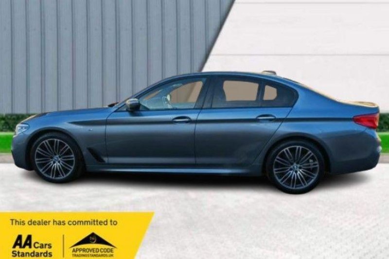 BMW 5 SERIES