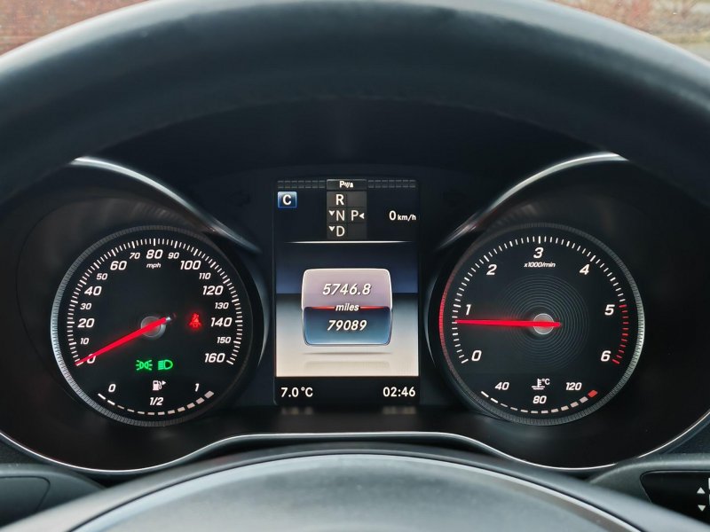 MERCEDES-BENZ C CLASS