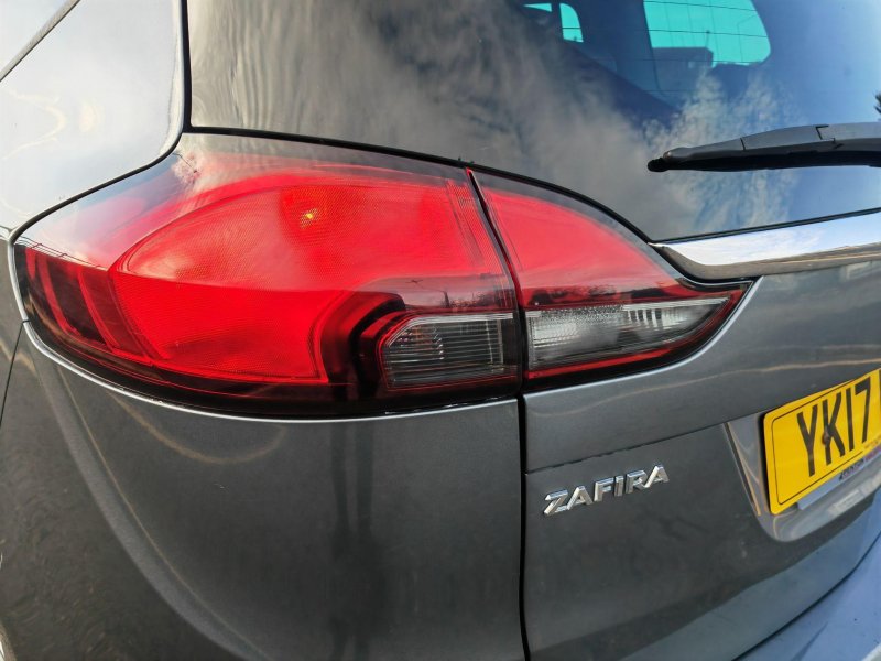 VAUXHALL ZAFIRA TOURER