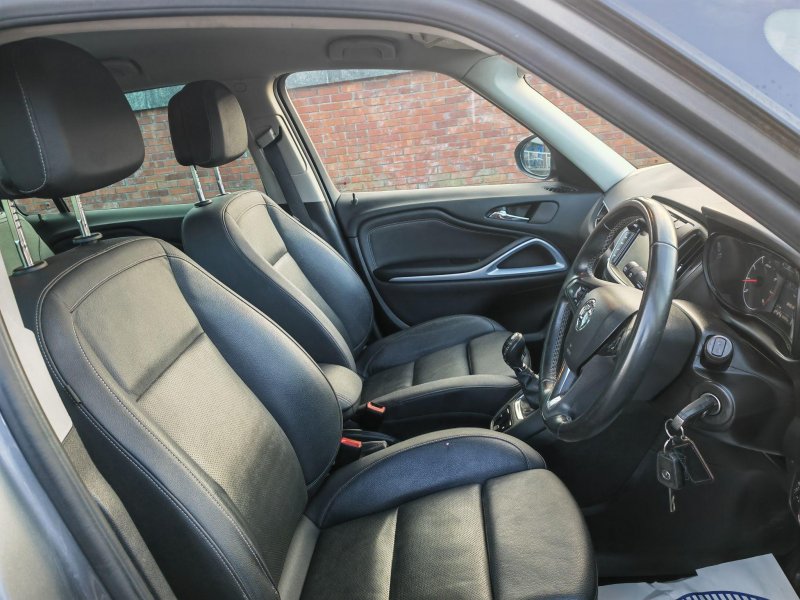 VAUXHALL ZAFIRA TOURER