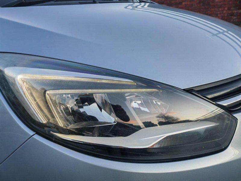 VAUXHALL ZAFIRA TOURER