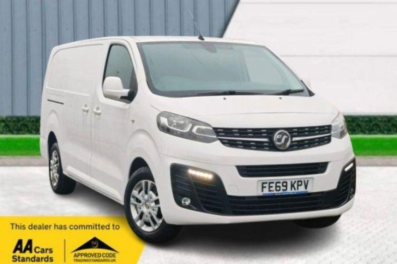 VAUXHALL VIVARO