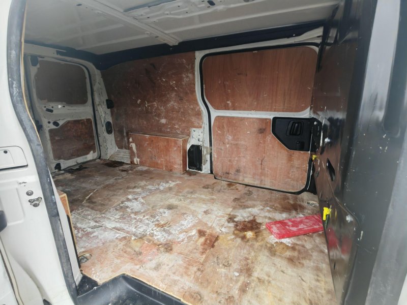 VAUXHALL VIVARO