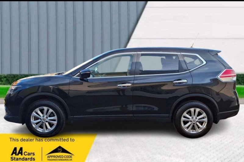 NISSAN X-TRAIL