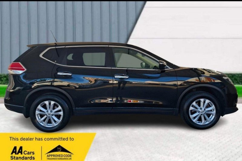 NISSAN X-TRAIL