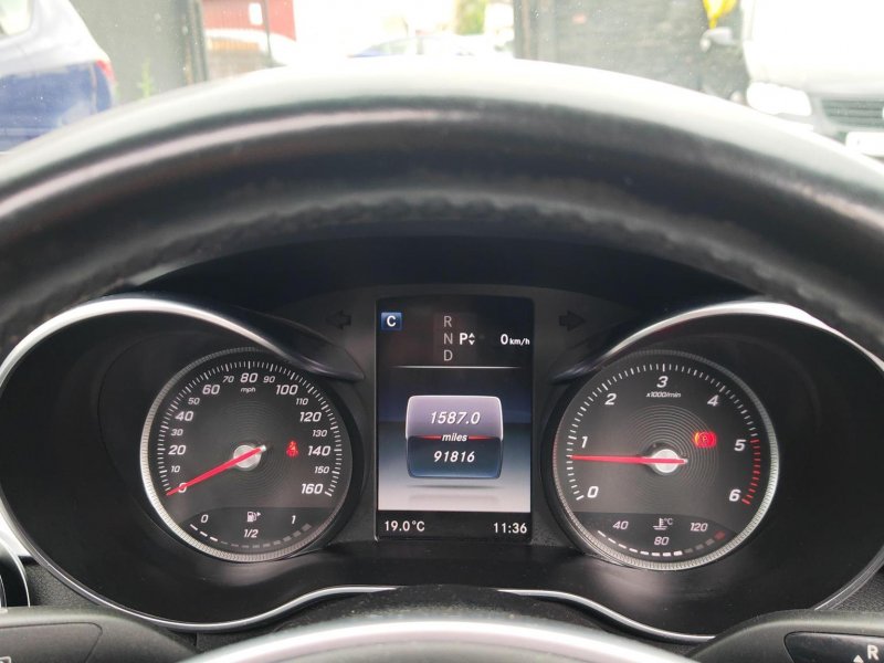 MERCEDES-BENZ C CLASS