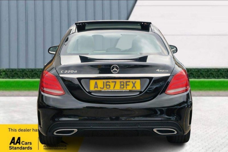 MERCEDES-BENZ C CLASS