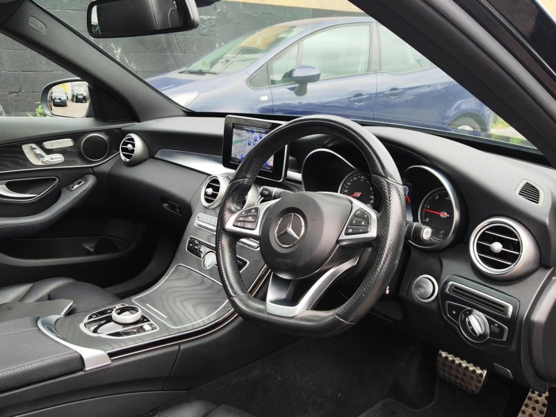 MERCEDES-BENZ C CLASS