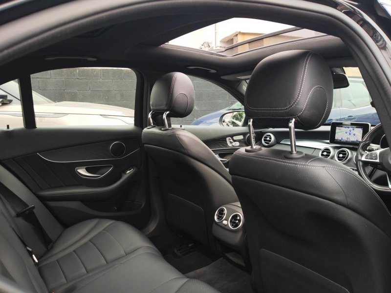 MERCEDES-BENZ C CLASS