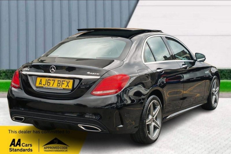 MERCEDES-BENZ C CLASS