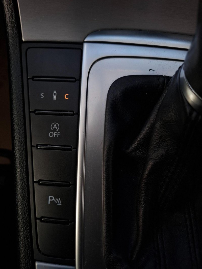 VOLKSWAGEN CC