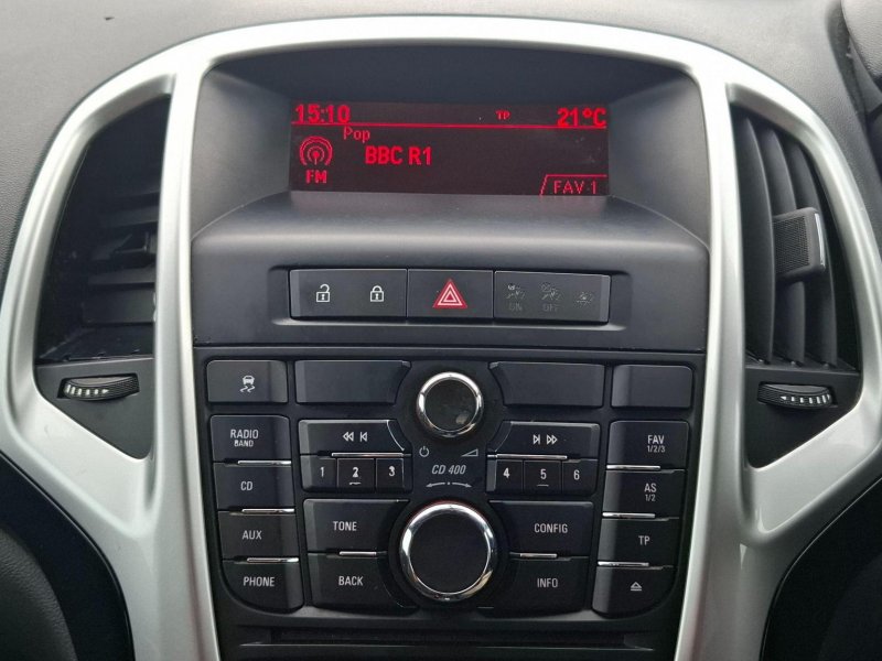 VAUXHALL ASTRA
