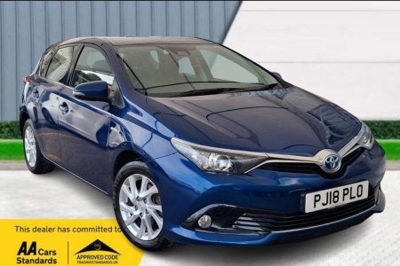 TOYOTA AURIS 1.8 VVT-h Icon Tech CVT Euro 6 (s/s) 5dr